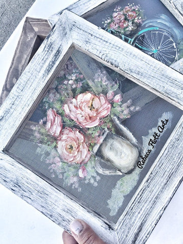 Mini screen with pink flowers in vase